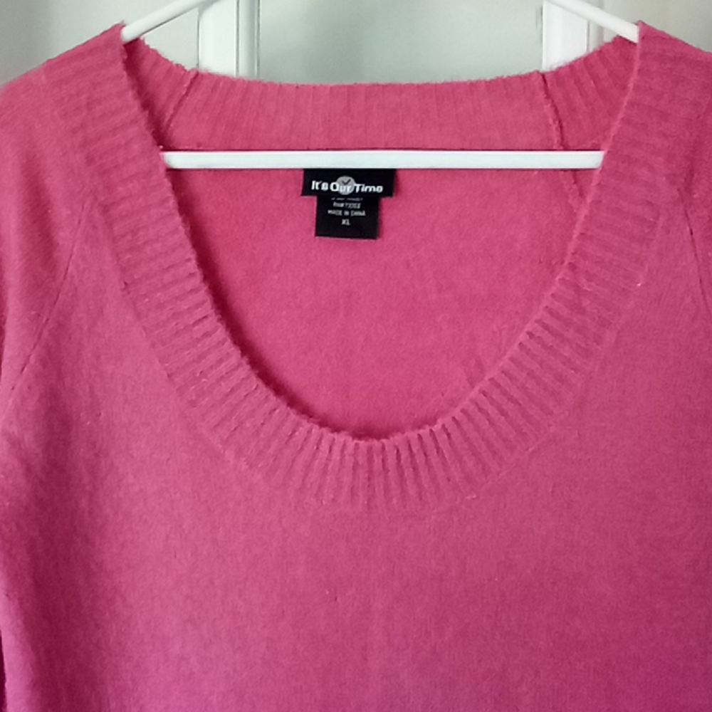Plum pudding warm and wonderful Women's size XL soft sweater by Its Our Time.